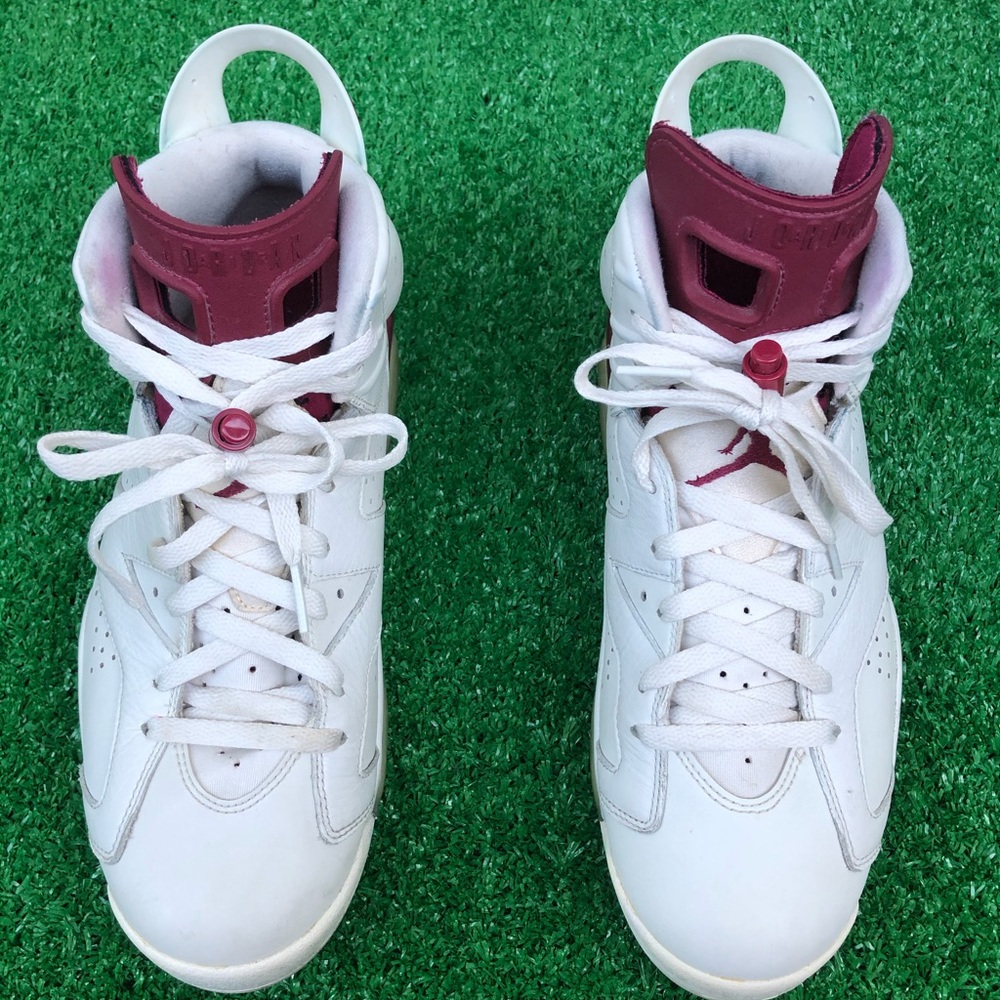 Jordan 6 maroon